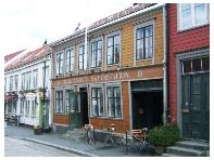 Bakklandet Trondheim. Photo Frithjof Fure/Hurtigruten