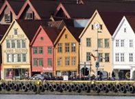 The old Bryggen wharf, Beregen. Photo Rita de Lange/Fjord Travel Norway