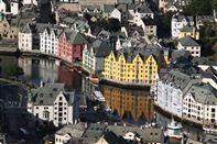 Alesund. Photo Marte Kopperud/Innovation Norway