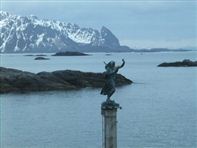 Approaching Svolvaer, Lofoten Islands. Photo Rita de Lange/Fjord Travel Norway